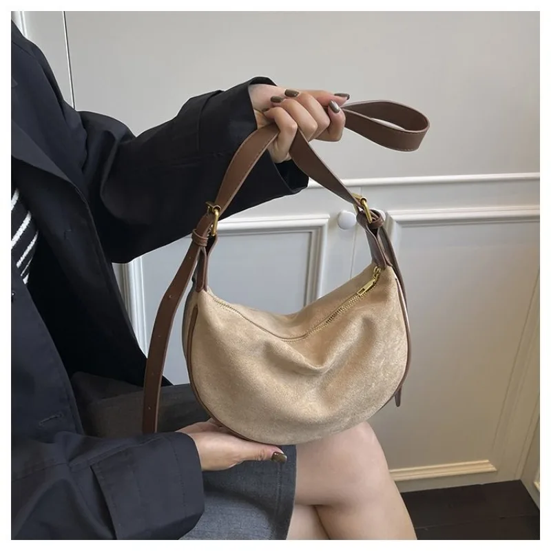 

Chic Commuting Work Students Cross Body Bag Creative Individual Trendy JK Bag Handbag Fit For A Business Trip