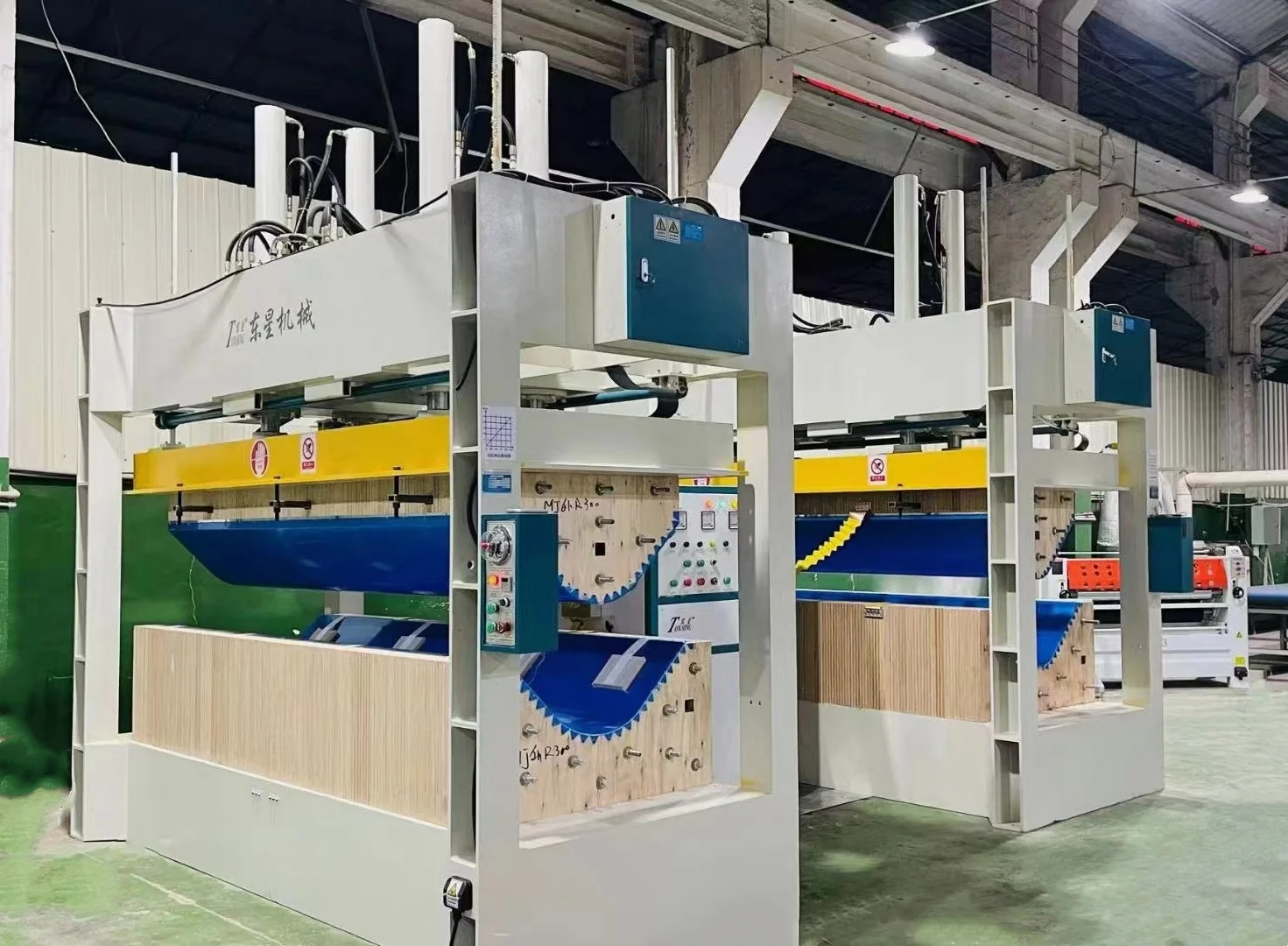 Machine Line Bent Wood High Frequency Generator Press Machine High End Big Curve Panel Furniture Production