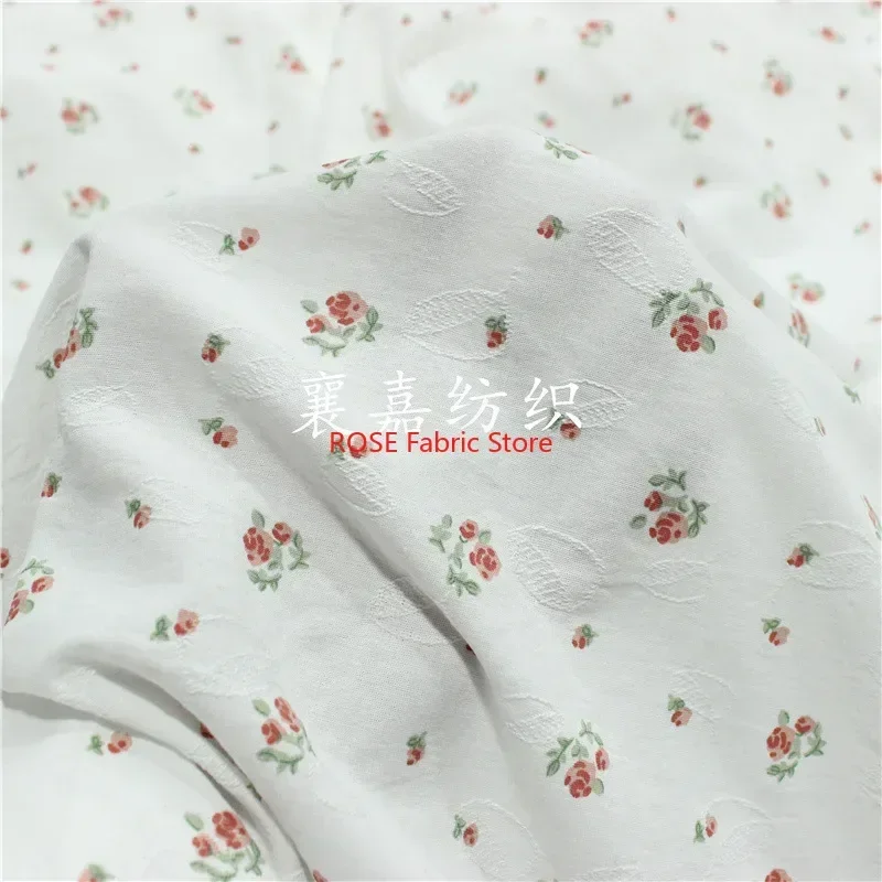 

Маленькая ткань с цветочным принтом Хлопковая жаккардовая ткань Для платья, юбки, топы, столешницы, наволочки, повязок на голову