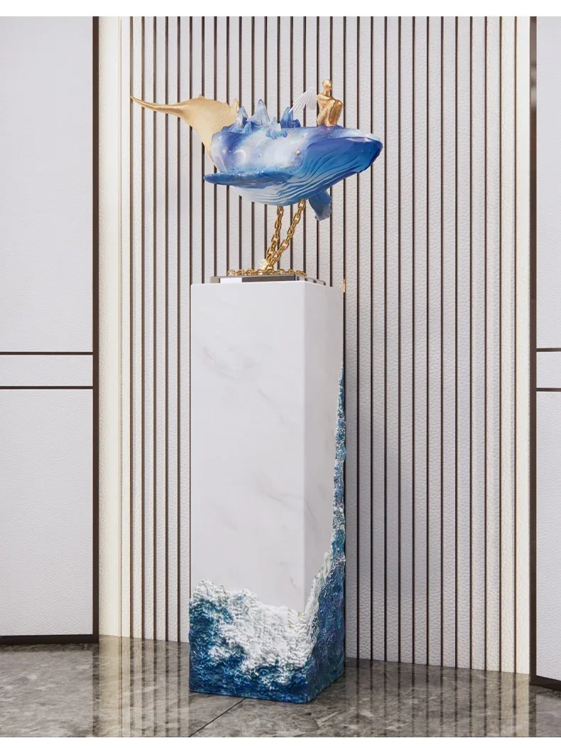 

Украшение с струящейся водой. Современная легкая роскошная вода покоет богатство и привлекает богатство. Офисный вход.