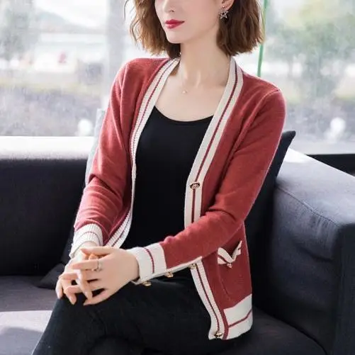 2023 New Spring Women\'s V-Neck Long Sleeved Knitted Shirt Colored Button Striped Loose Office Lady Basics Women\'s Sweater Coat