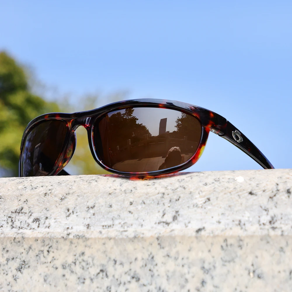 

KAROS Oval Polarized Sunglasses for Men Ultralight Carbon Fiber Sun Glasses Driving Fishing Golf Sports UV400 Protection