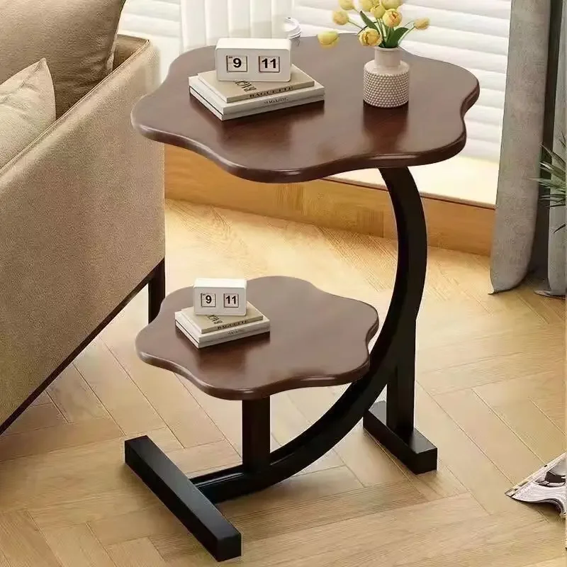Image 4: Nouvelle table de style nordique, luxe léger, design moderne, table d'appoint de salon, table basse simple, table d'appoint de canapé, étagère de rangement tendance, plateforme de travail