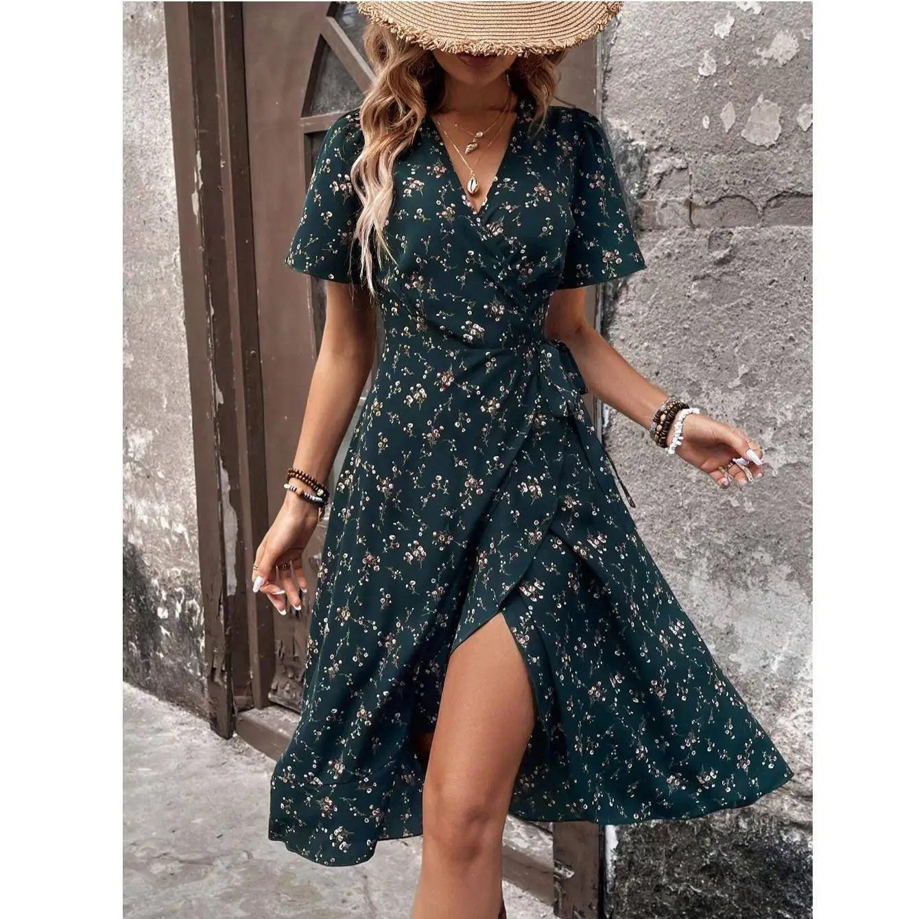 여름 신상 패션 V넥 플로럴 프린트 허리 조임 미디 원피스 또는 스웨이드 주름 밑단 부드러운 폴리에스터 섬유 원피스