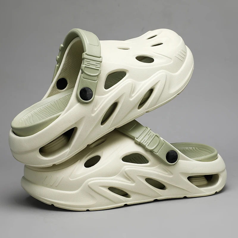 

Men's Summer Breathable Hollow Two-Way Wear Non-Slip Wear-Resistant Lightweight Soft-Sole Outdoor Casual Beach Closed-Toe Clogs
