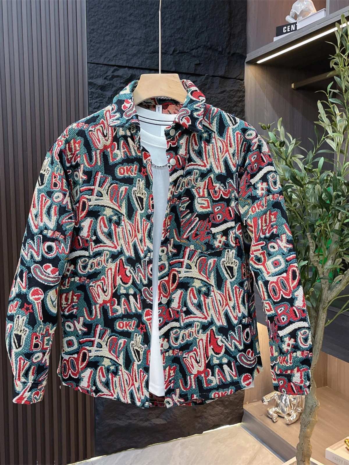 

Faionable Ретро Повседневная мужская длинная куртка с воротником-свеком, осенняя новинка, универсальная свободная верхняя одежда свободного покроя с этническим рисунком