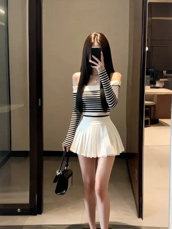 Korean College Style Long Sleeve T-Shirt Skirt Set Women's High Waist Pleated Short Skirt Contrast Color Stripes Two-Piece Set