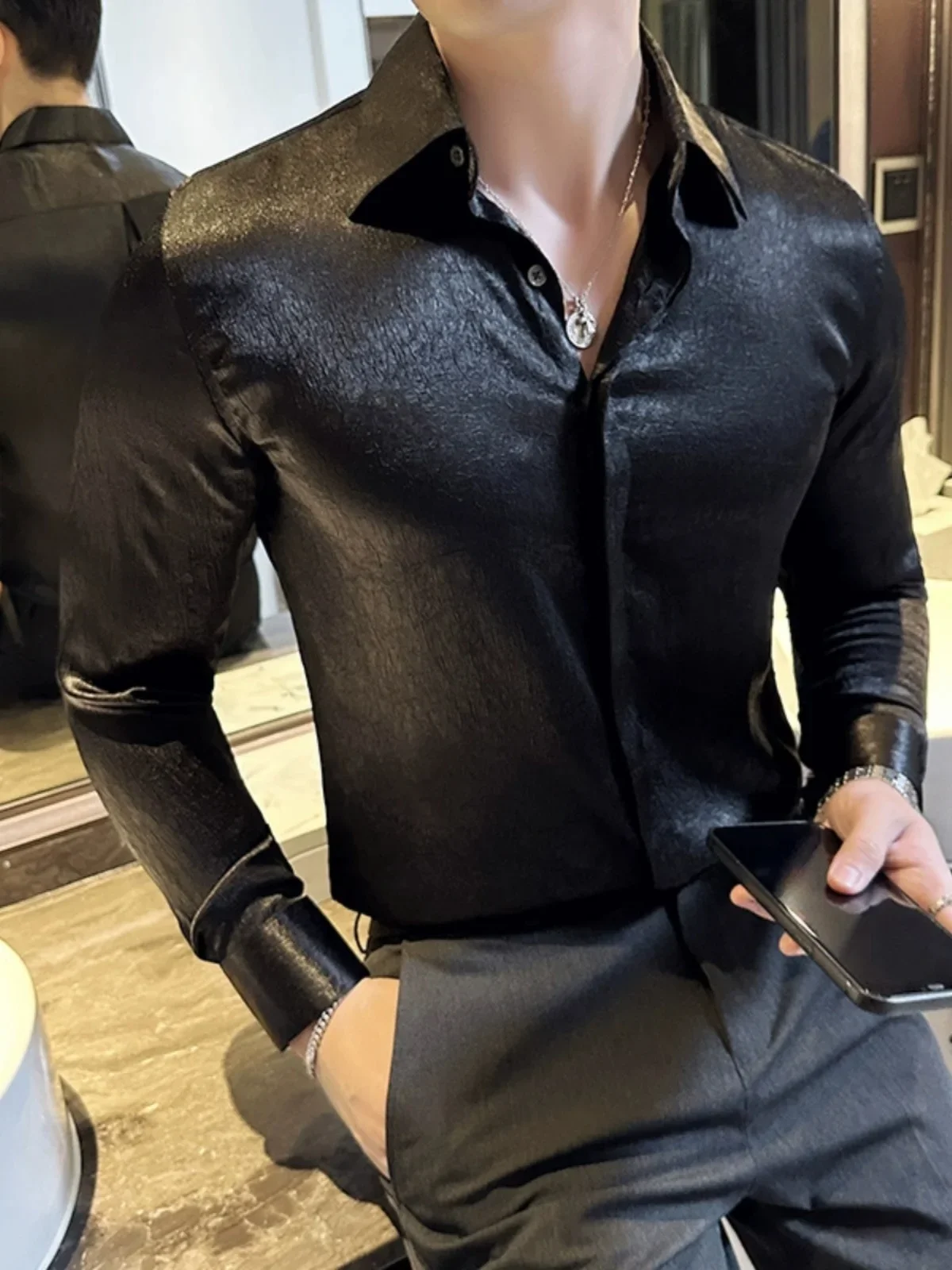 Luxury Glossy Shirt for Men High-quality Long Sleeve Business Formal Dress Shirts Fashion Casual Social Party Banquet Blouse
