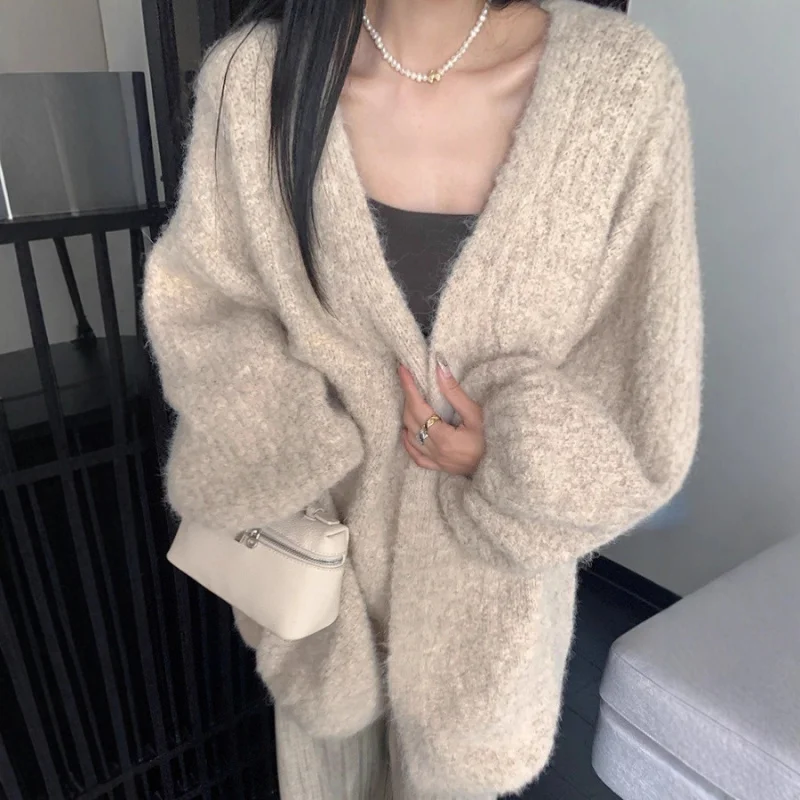 

High-End Sweater Coat Women, Mid-Length, Lazy Style, Loose Fit, Soft And Gentle, Autumn Sleeve Knitted Cardigan