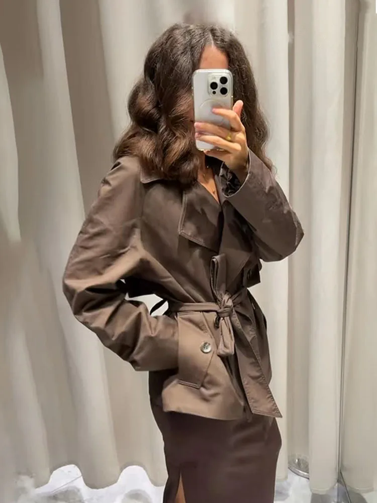 

HH Female Autumn Chic Jackets Solid Turn-Down Collar Lace-Up Decoration Single-Breasted Women Fashion Long Sleeves Coats