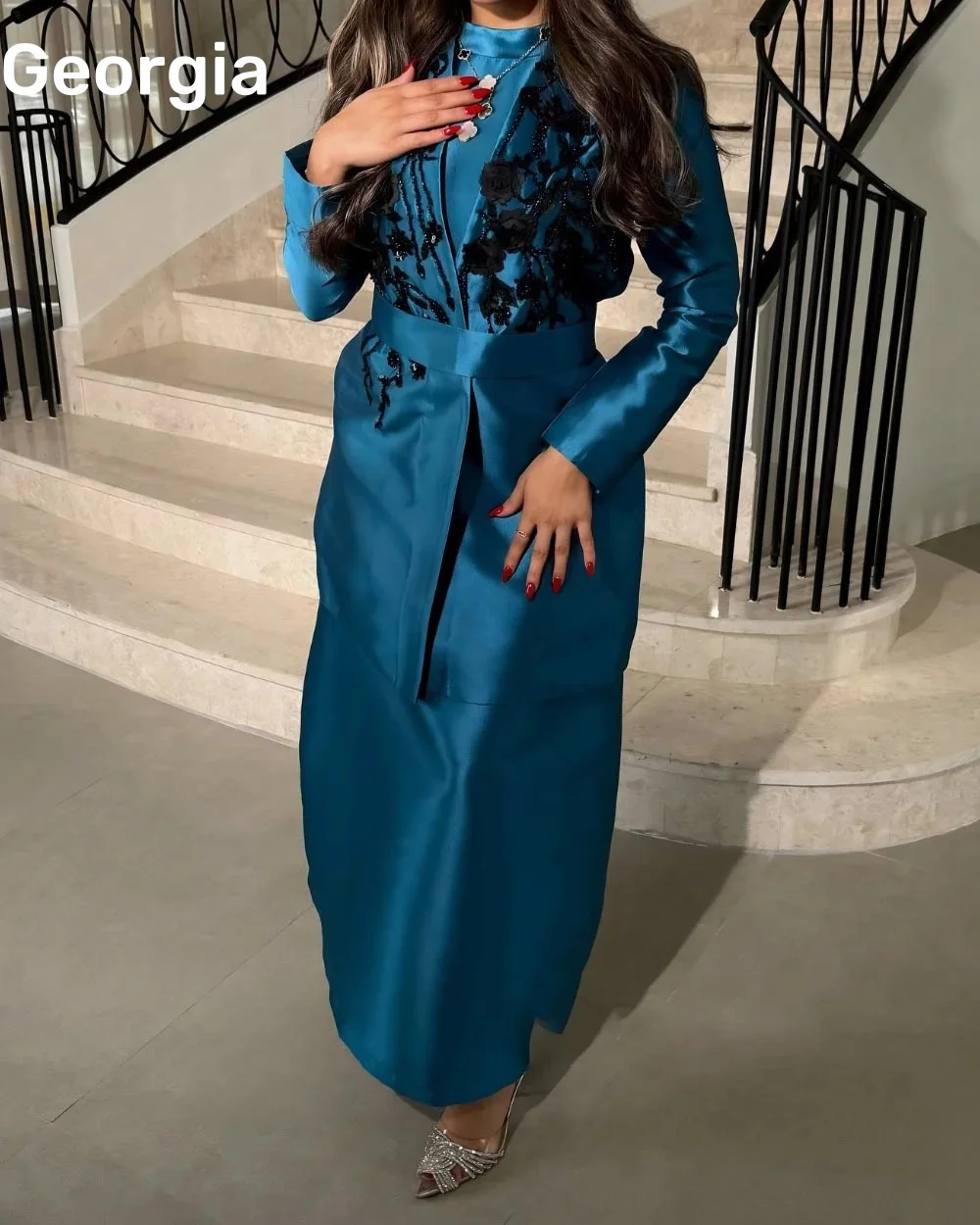 Abiti di lusso personalizzati Abiti da sera con scollo rotondo Colonna Abiti da ballo alla caviglia Fiori Cerniera Maniche lunghe Festa elegante