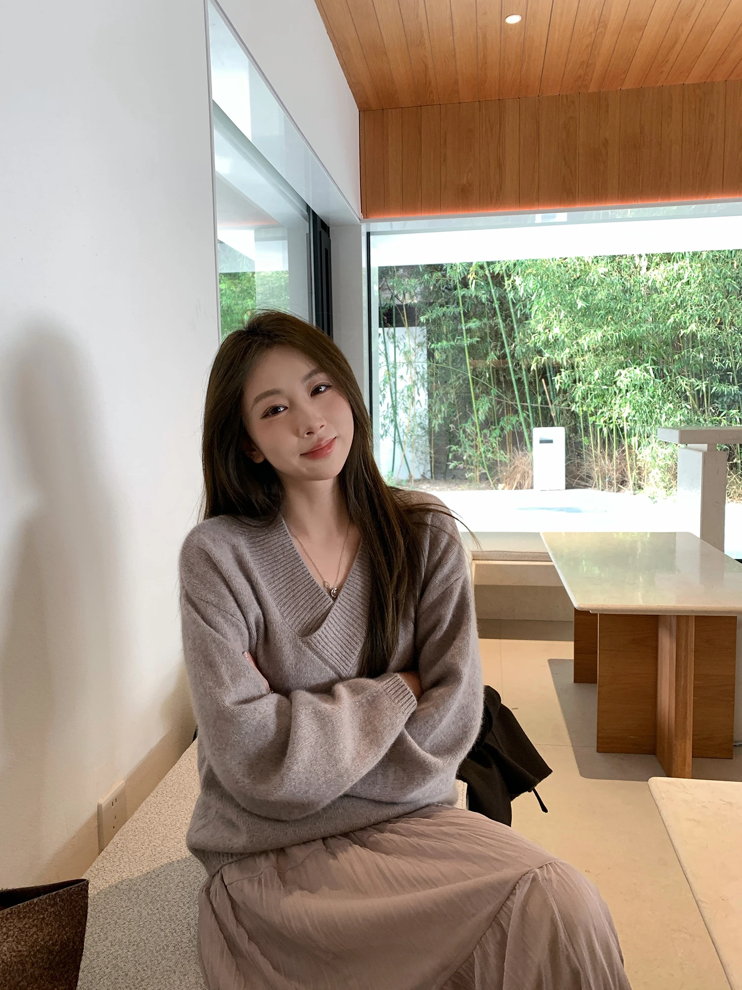 

Soft Bear Fur Wool Sweater Long Sve Overhead Women's Sle Autumn Winter Warmth Faion Loose Fit V-Ne Regular Thin