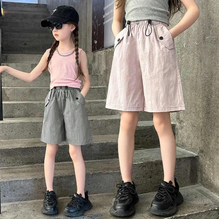 Girls' Quick Drying Middle Pants Summer 2024 New Summer Thin Mid to Large Children's Pants Wearing Loose Ice Silk Pants Outward