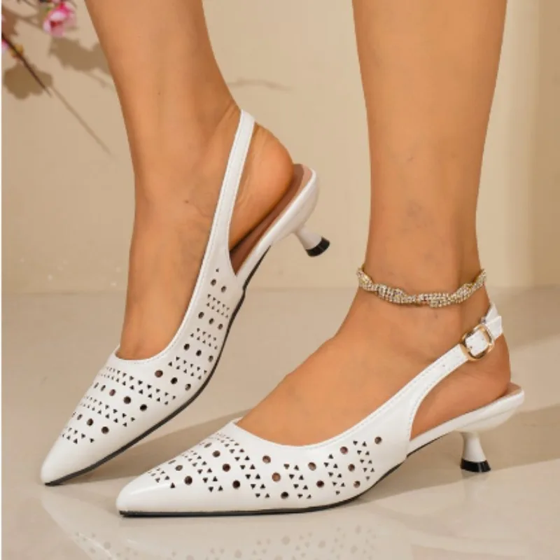 2026 Summer Lady sandals  Light Weight  Pointed toe  Retro  Comfortable  simple and elegant  Women shoes view 4