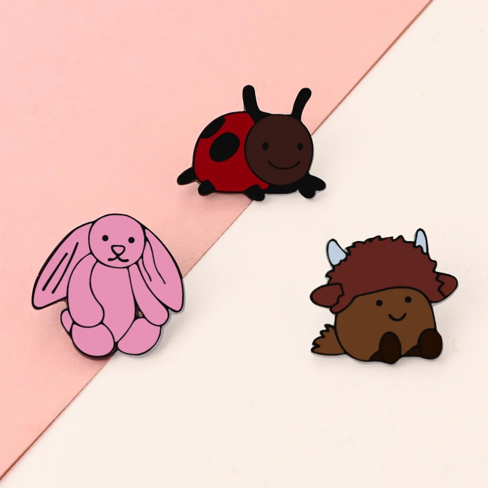 Cartoon Funny Animal Insect Enamel Pins Cute Rabbit Ladybug Brooch Creative Hat Bag Lapel Badge Gift for Friends Fashion Jewelry