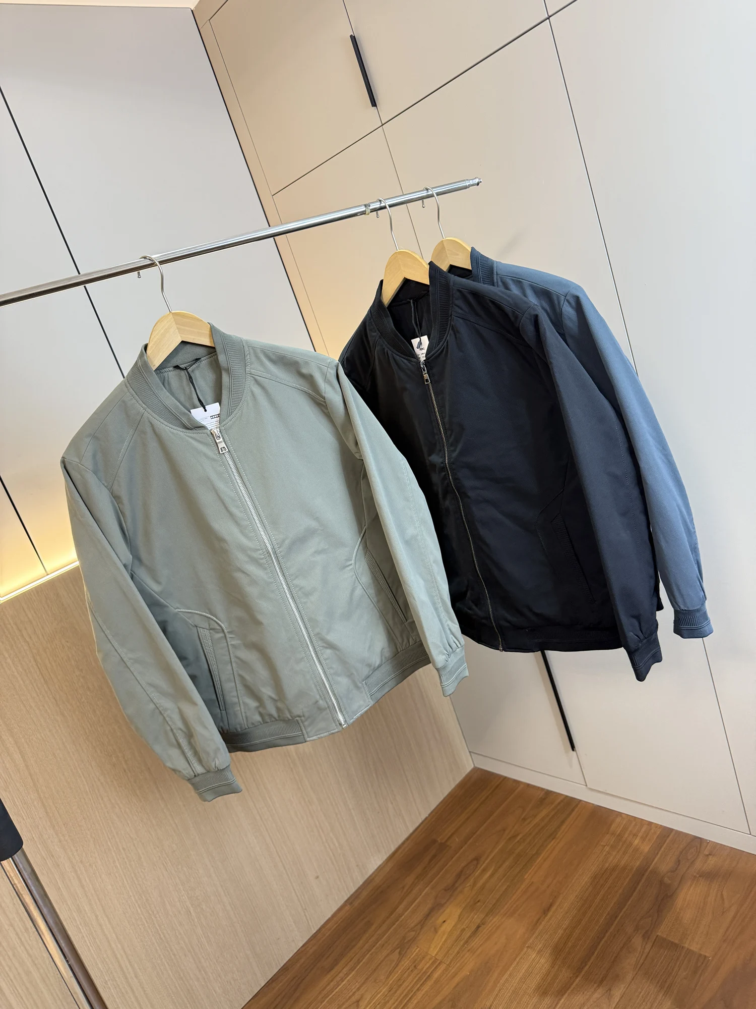 

Тяжелый высокий Densi против морщин мужской хлопковый джанет бейсбольный воротник ветрозащитный теплый модный городской Sle Long Sve на молнии