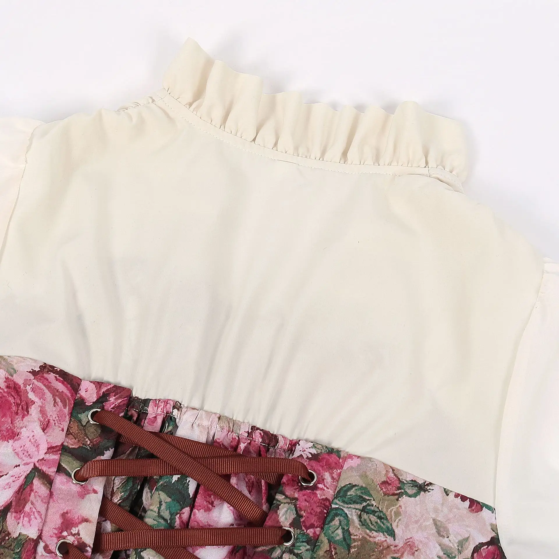 فستان عصر النهضة للنساء في العصور الوسطى، فستان القرصان الفيكتوري، ساحرة خرافية