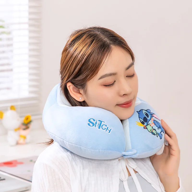 Lilo & stitch dos desenhos animados em forma de u travesseiro anime portátil viagem pescoço travesseiro bonito ponto estudante pescoço travesseiro presente brinquedos