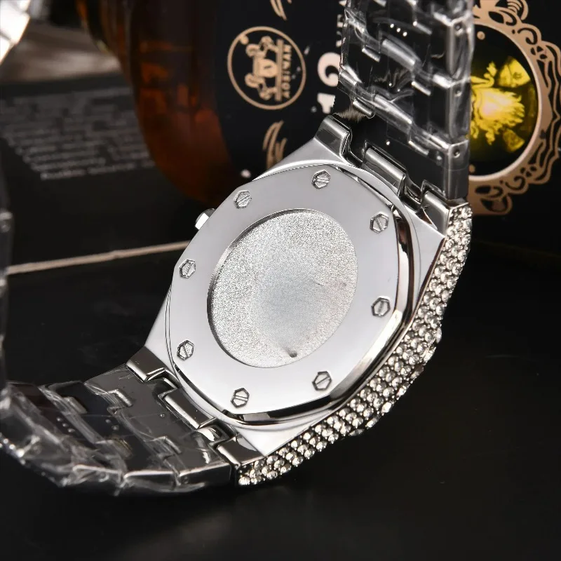 ​​2025 Luxury Unisex Diamond Watch Sapphire Crystal 100M Waterproof Chronograph Stainless Steel Quartz Movement Luminous