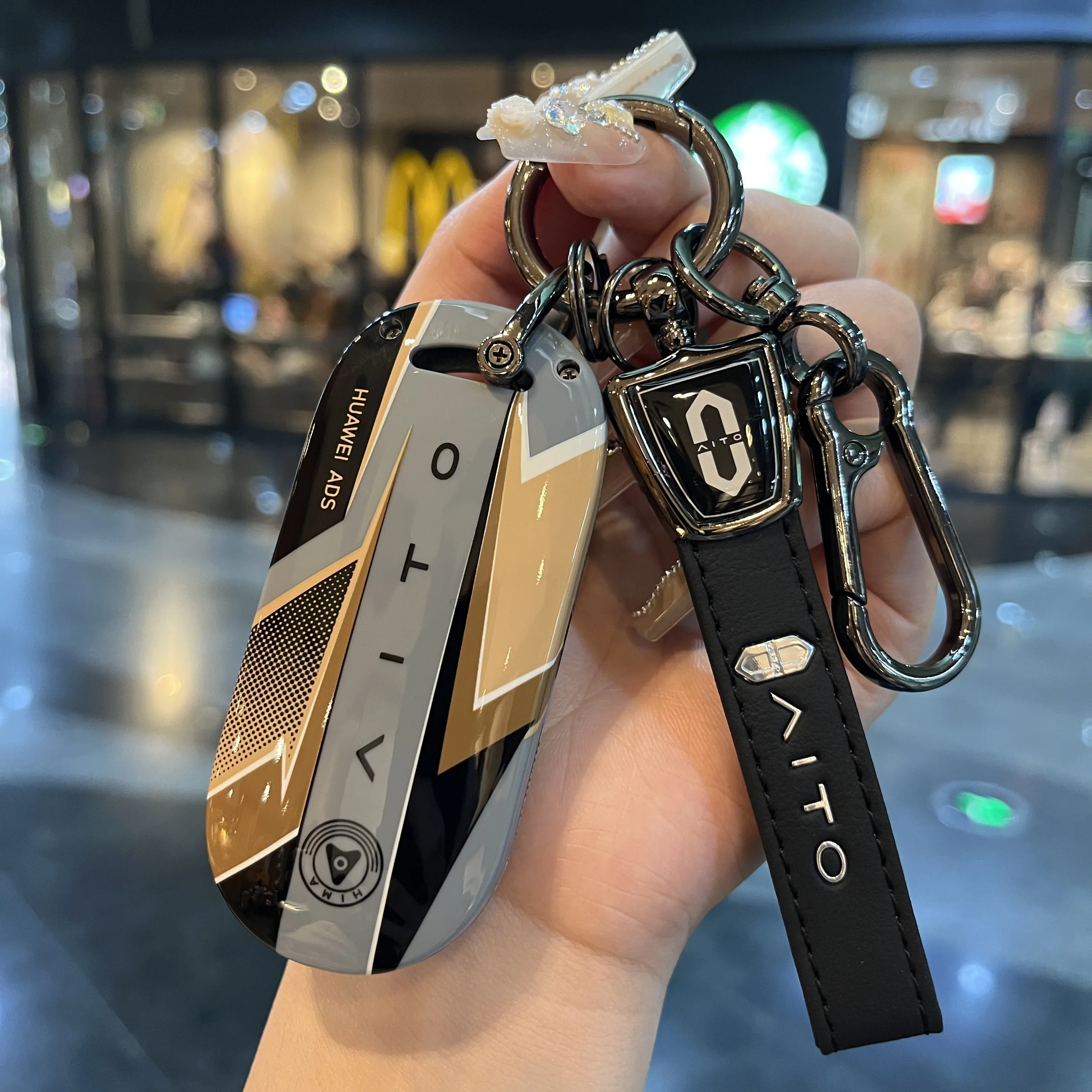 Suitable for 2024 new WENJIE M7 key protection case AITO Huawei WENJIE M5 car card special case male buckle shell