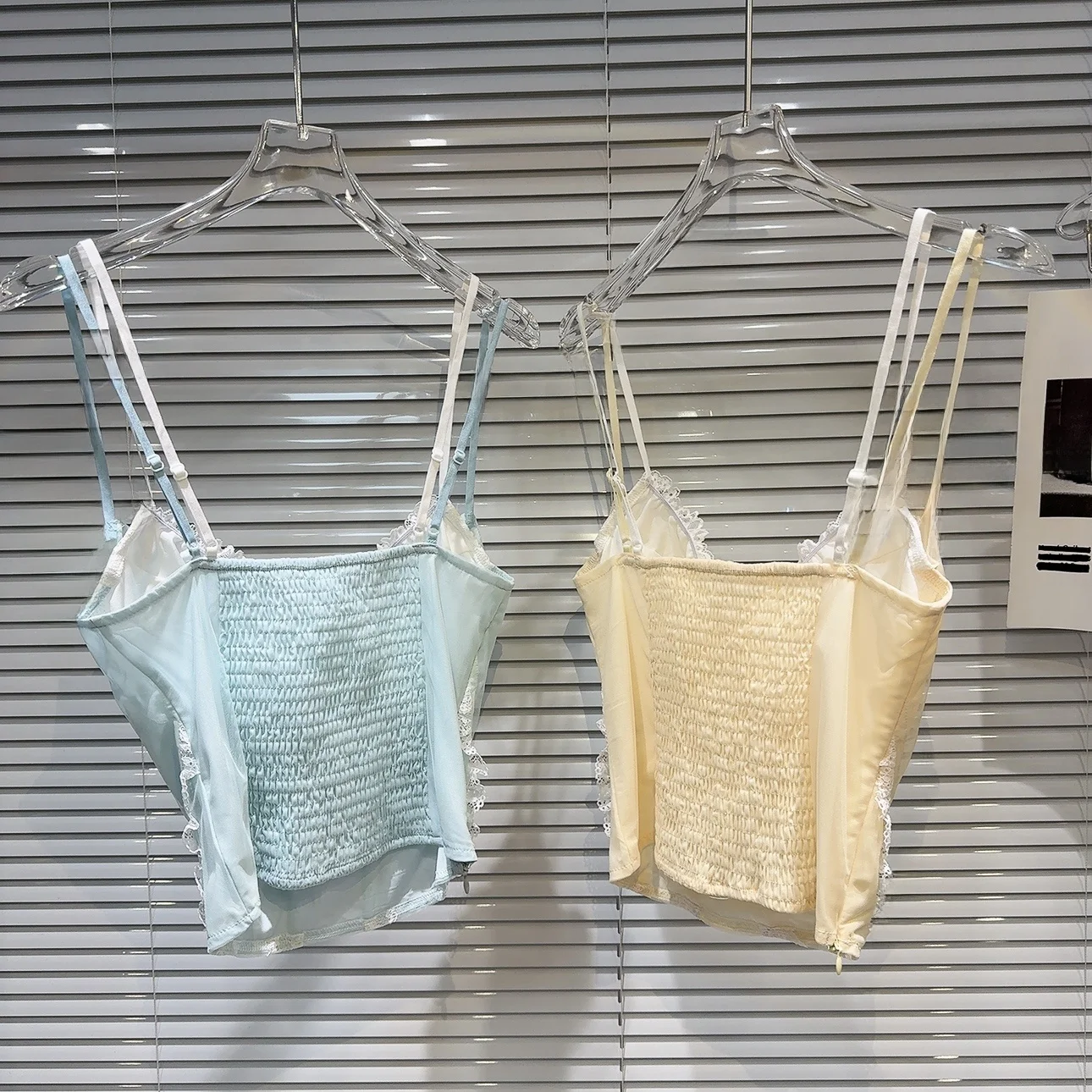 الحلو الدانتيل تقليم لي الإسفنج الوسادة المرأة تانك القمم ort Sle تركيب نسخة ملابس خارجية صيف 2024 Faion الاتجاه