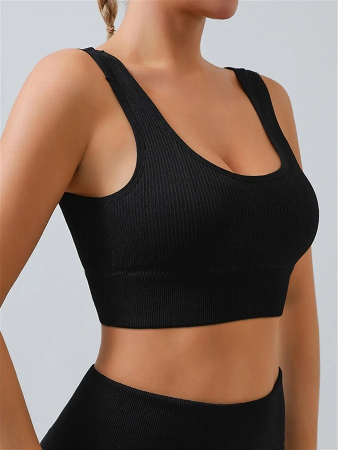Women\'s solid color threaded yoga underwear seamless knit sports vest Fitness Yoga U-bra, Embedded chest pad