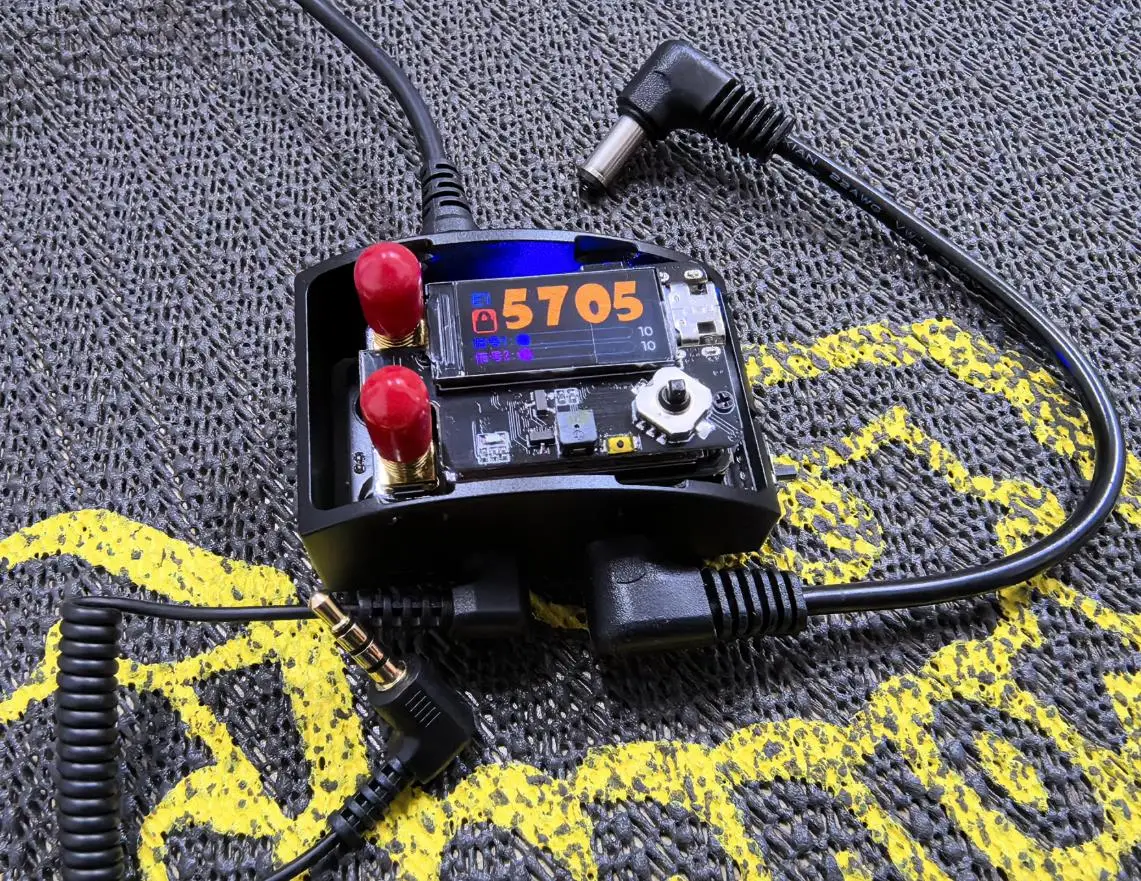 

VRX 4.9GHz 5.8GHz 6GHz FPV 4.9G 5.8G 6G 70CH VRX VTX FPV Receiver Module Compatible with SKYZONE, Fatshark DJI V1/V2 Goggles