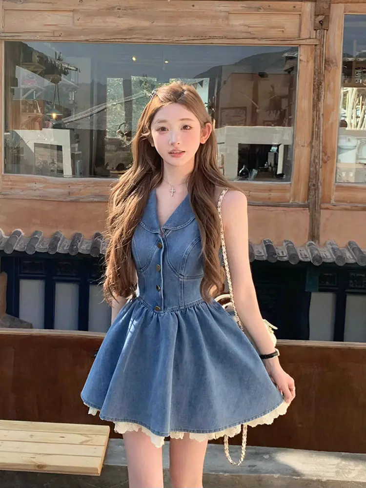 

Dress for Women Summer New High-end Designed Sweet Girl Temperature Niche Chic Style Lace-edged Halter Neck Slim Denim Dress