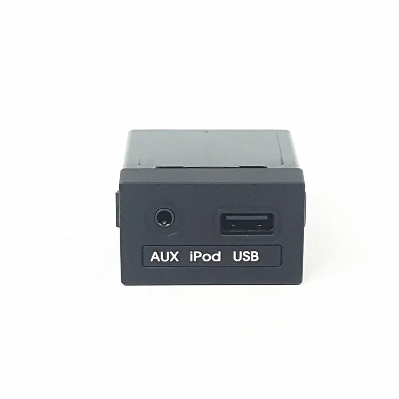 Original 961201y100 961201y300 Usb Reader Ipod Aux Port Adapter For Picanto Morning Aux & Usb Jack Assy High Quality