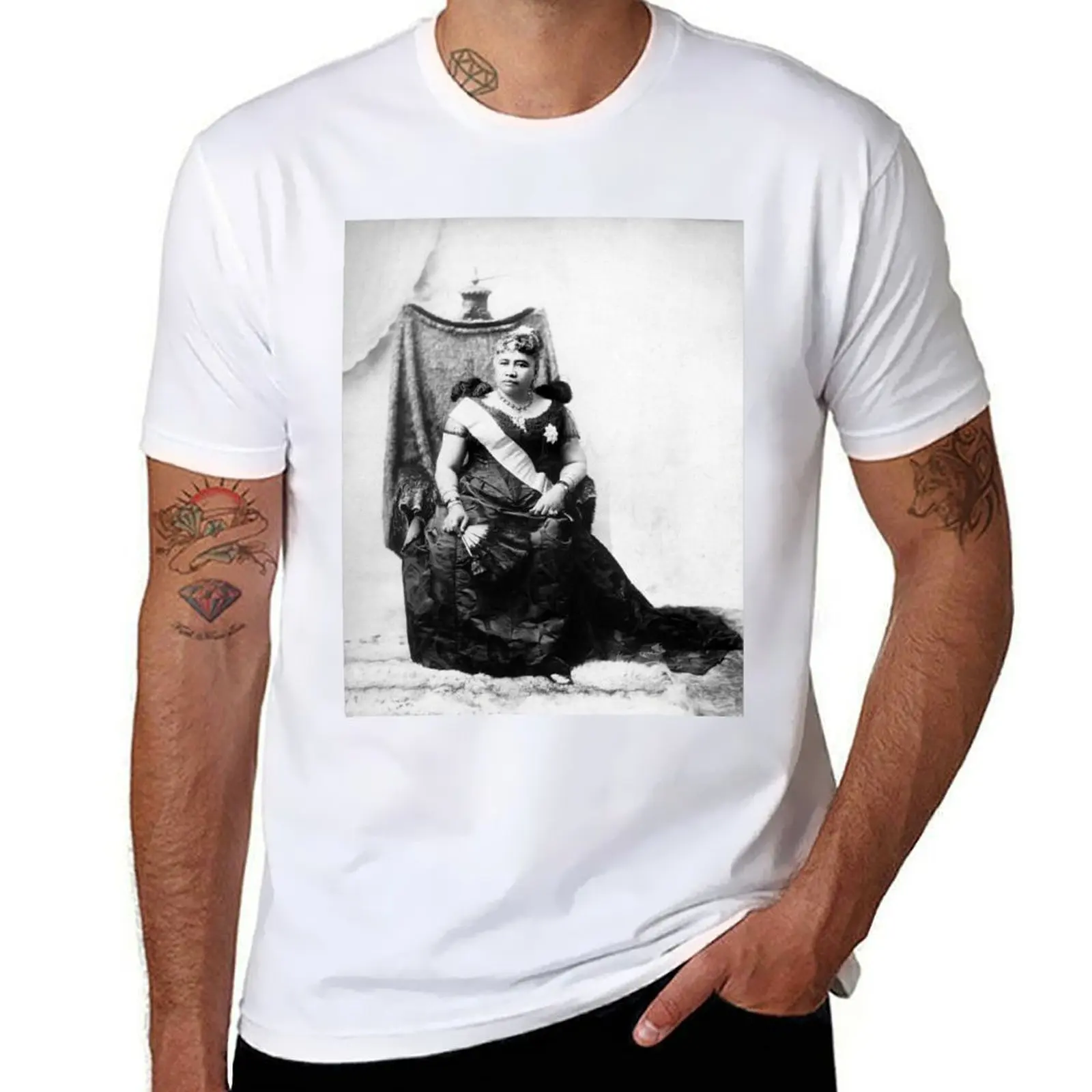 

Liliuokalani, Last Queen of Hawaii T-Shirt Basic Plain Tee for Spring and Summer