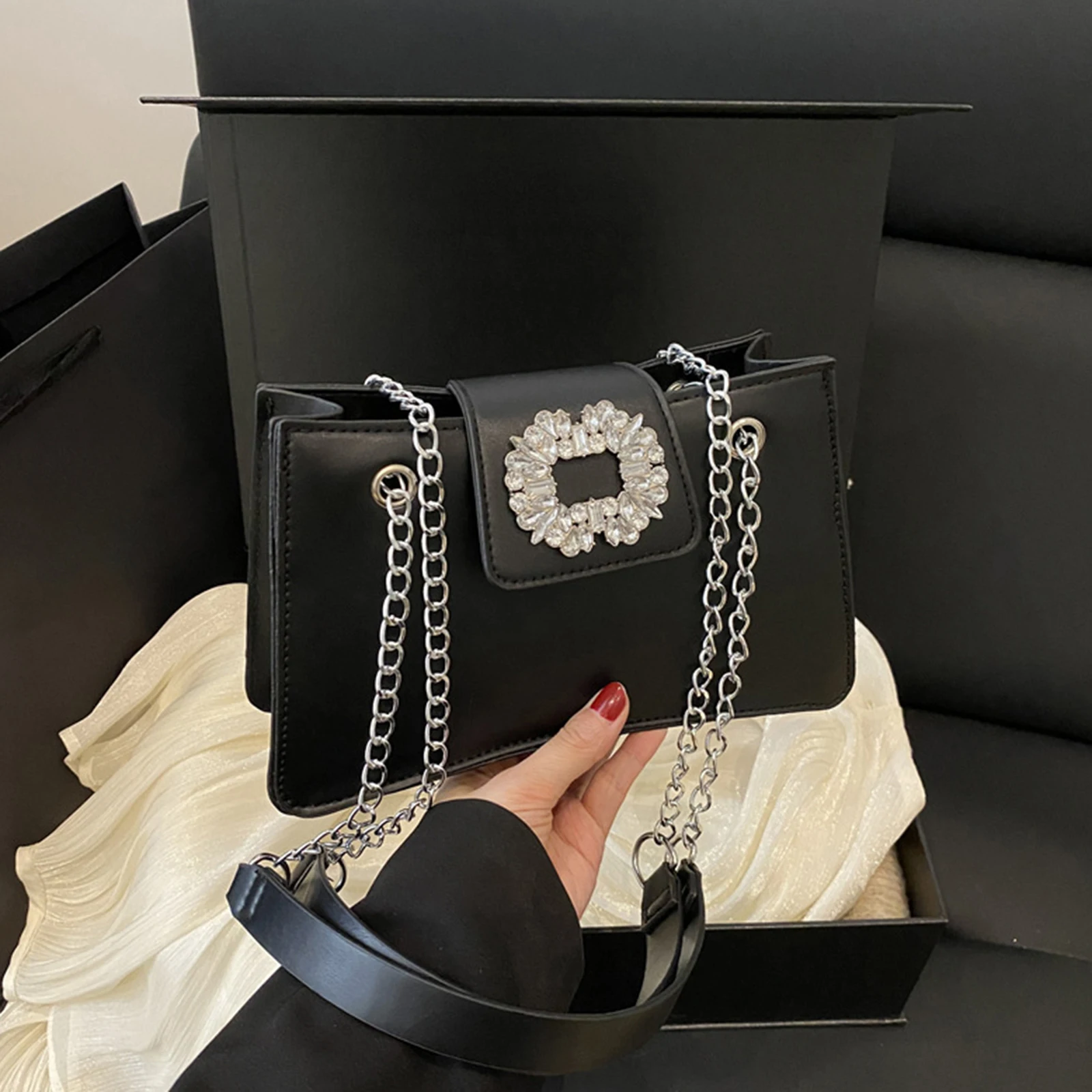 

Женская сумка через плечо из искусственной кожи, кошелек с застежкой, стильная сумка через плечо с блестящими стразами и цепочкой