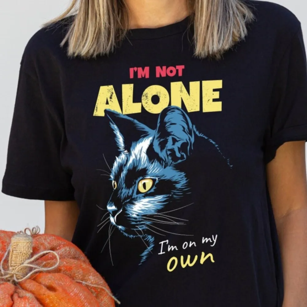 

Vintage Retro Halloween T-shirt Cool Cat Not Alone I'm On Own Letters Print Tee Shirts Female Round Neck Black Tops Blouses