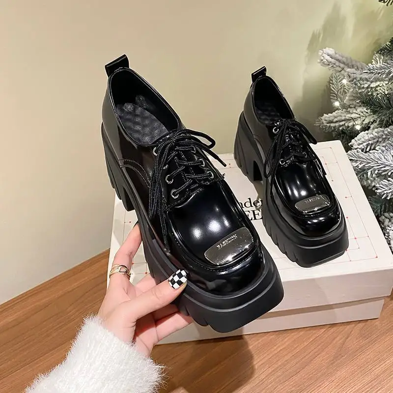 Krazing Pot Sheep Leather Round Toe Thick Bottom Fashion Shoes Metal Decorations Mature Street Wear Punk Lace-up Maiden Pumps