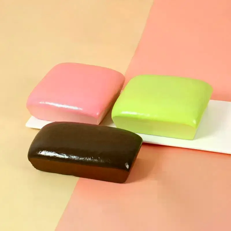 

1pcs Sticky Toast Pinch Decompression Toy Slow Rebound Soft Squeeze Sensory Squishies Relax Relief Party Gift
