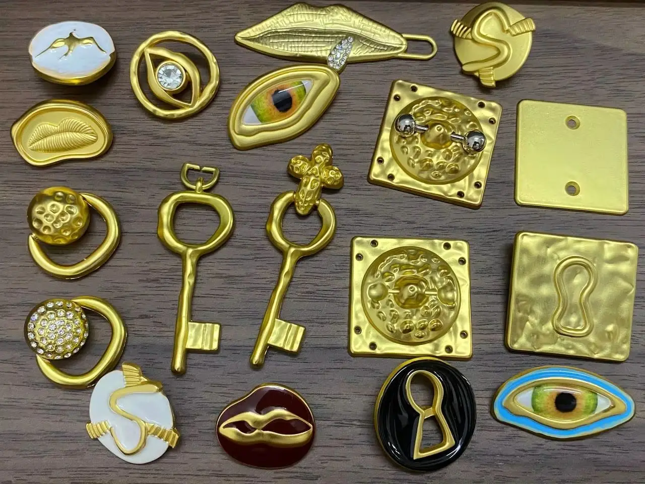 

Can be Mixed 10 pcs New eyes shape gold button for jewelry brooch making,10 pcs