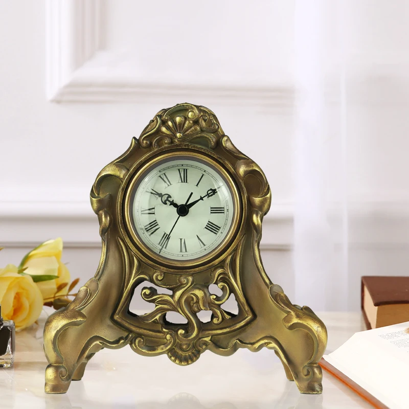 European Nostalgia Ornaments American Pastoral Clocks, Living Room Ornaments, Bedrooms, Study Rooms, Classical Retro Table Clock