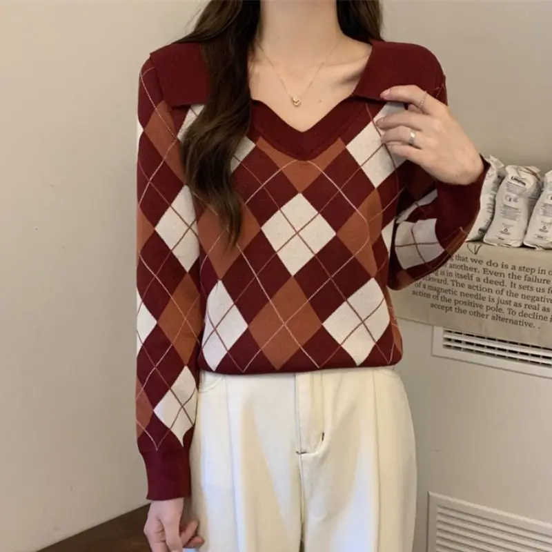 Women's Clothing Fashion Temperament 2023 Autumn and Winter New Commuter Versatile V-neck Long Sleeve Oversize Plaid Pullover