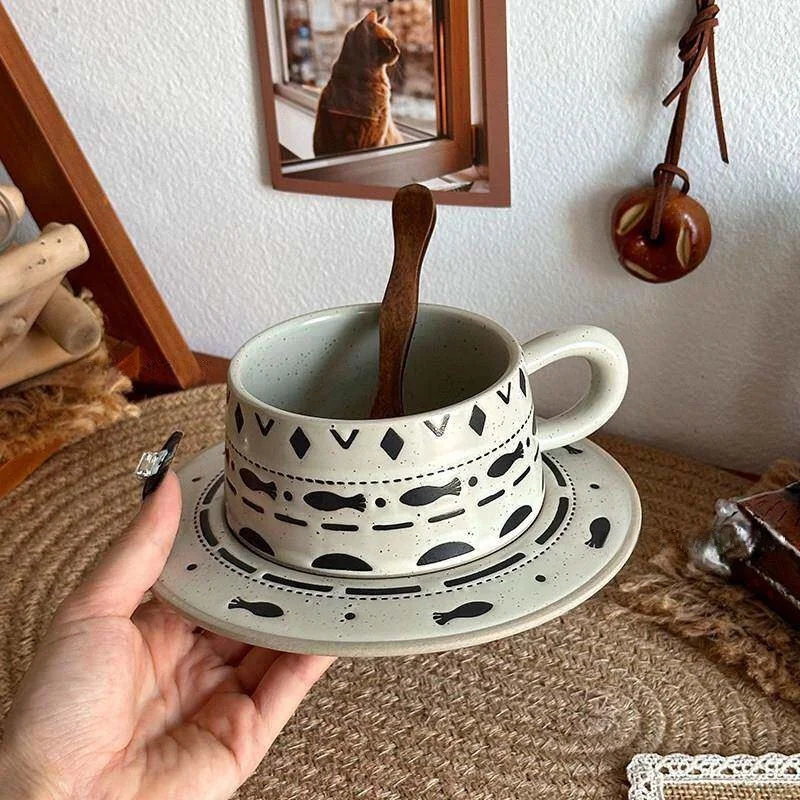 ensemble-de-tasses-a-cafe-en-ceramique-japonaise-retro-peintes-a-la-main-avec-cuillere-a-melanger-cadeau-d'anniversaire-tasse-elegante-en-porcelaine-grossiere