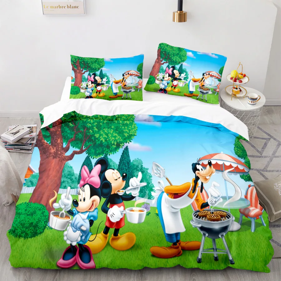 Imagem -03 - Disney Cartoon Bedding Grupo Mickey Mouse Minnie Mouse Quilt Capa de Edredão Fronha Pato Donald Margarida Rainha Completa Cama King Size