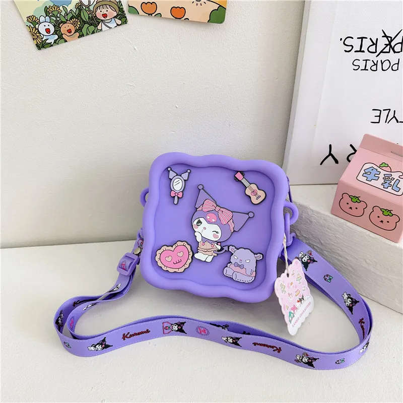 Sanrio-pegatinas de Hello Kitty Kuromi, figuras de acción, juguetes de Anime, billetera de silicona para niños, paquete de dulces de Halloween, regalo escolar para estudiantes