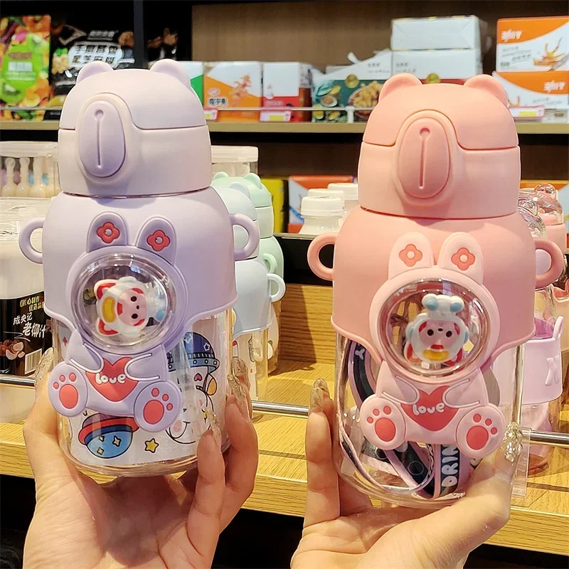 600MLCartoon Children's Summer Water Bottle Kawaii Straw Bottle Boys and Girls Drinking Water Cup Students Portable Water Bottle