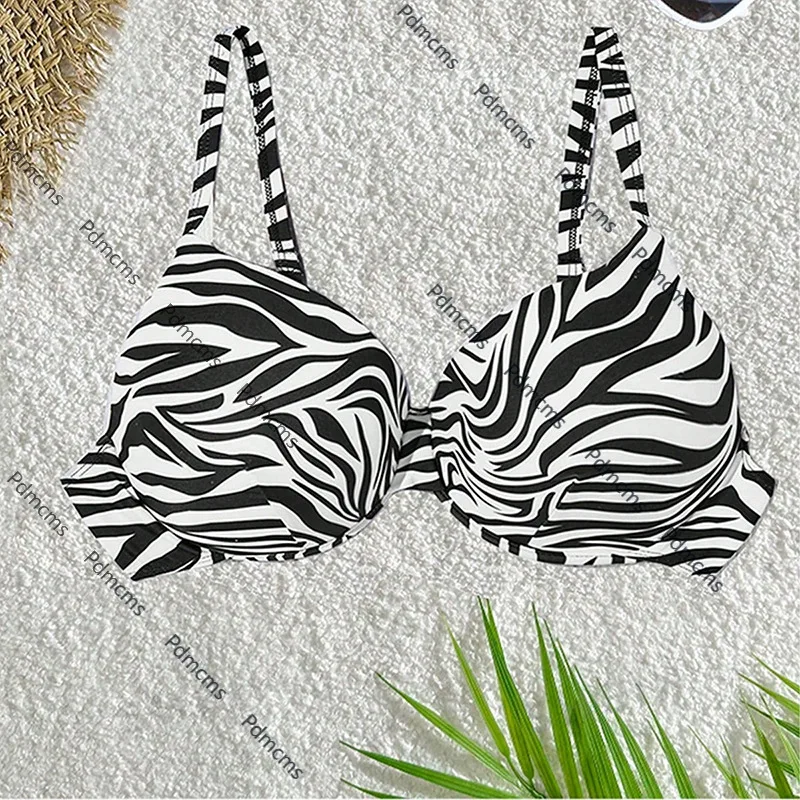 

2025 new European and American suspender plus size swimsuit women's vacation beach fashion striped fat MM bikini top