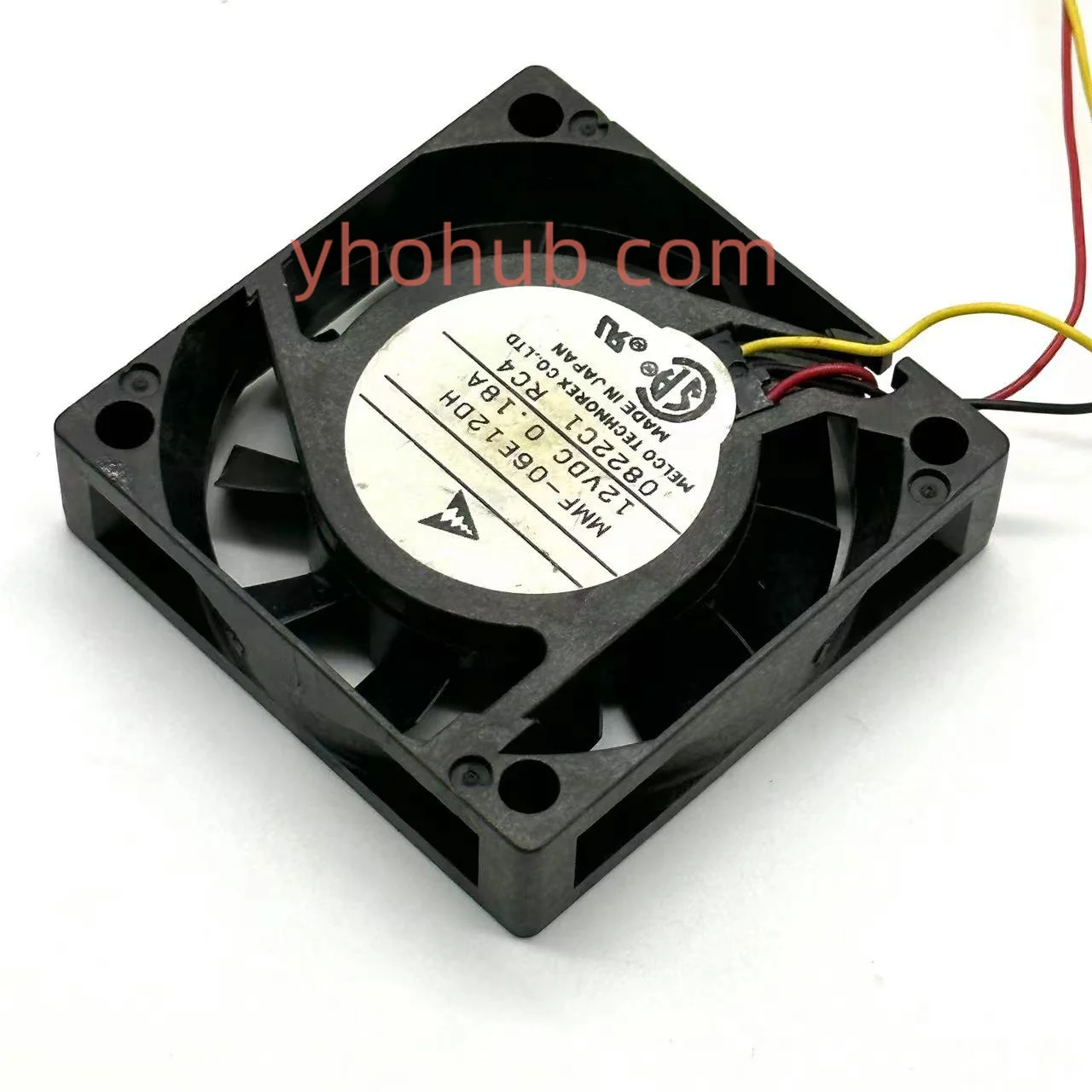 

MMF-06E12DH RC4 Server Cooling Fan DC 12V 0.18A 60x60x15mm 3-Wire