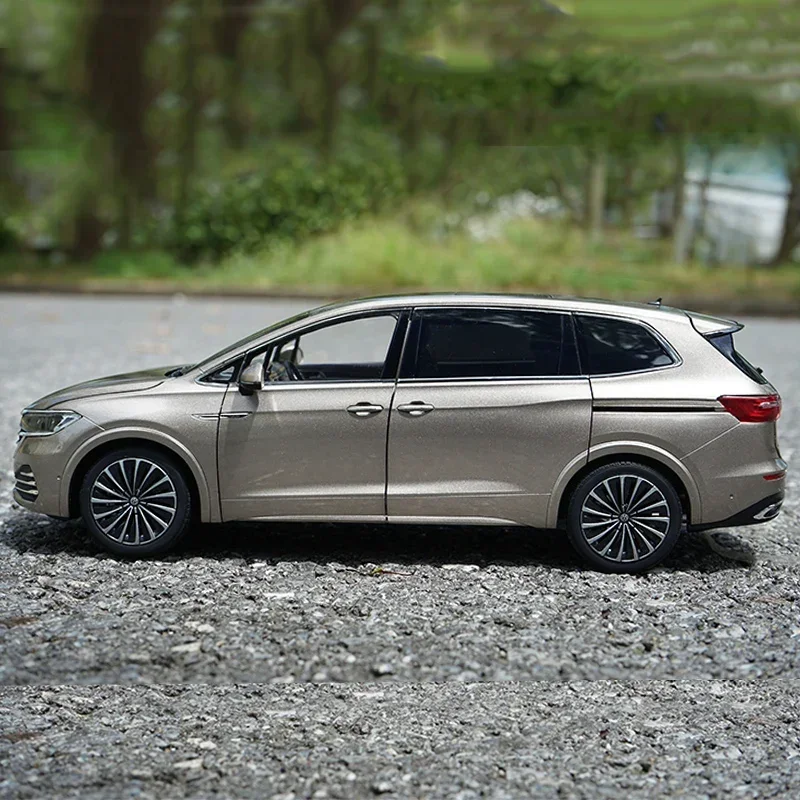 โมเดลรถอัลลอยด์วิลเลอร์าน MPV ขนาด 1:18 ของสะสม ของที่ระลึก ของเล่น ตกแต่ง