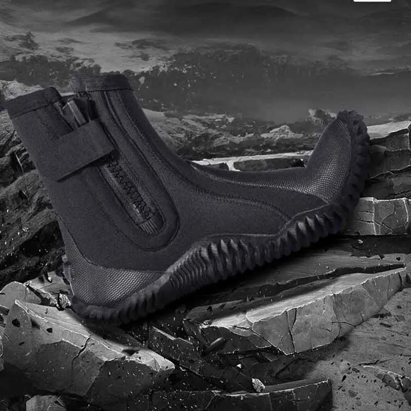 

Oulylan Warm Fins Spearfishing Shoes Diving Tools 5MM Neoprene Diving Boots Water Shoes Vulcanization Cold Proof High Upper