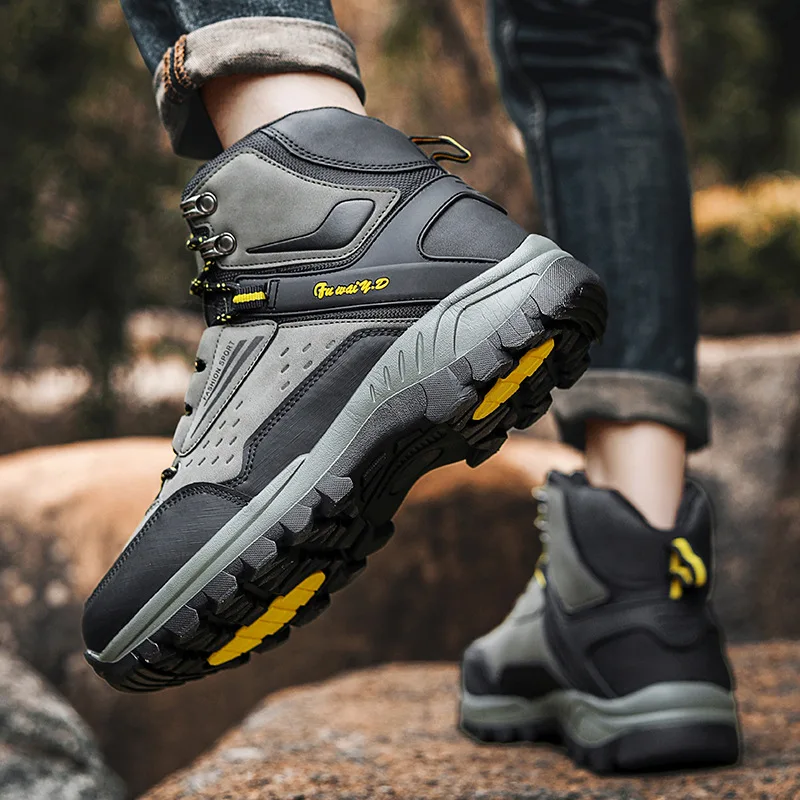 XIANGGUAN 2025 جديد حذاء للسير مسافات طويلة الرجال الرياضة التكتيكية أحذية الرجال مقاومة للاهتراء التخييم أحذية رياضية الرجال مقاوم للماء أحذية مشي الرجال