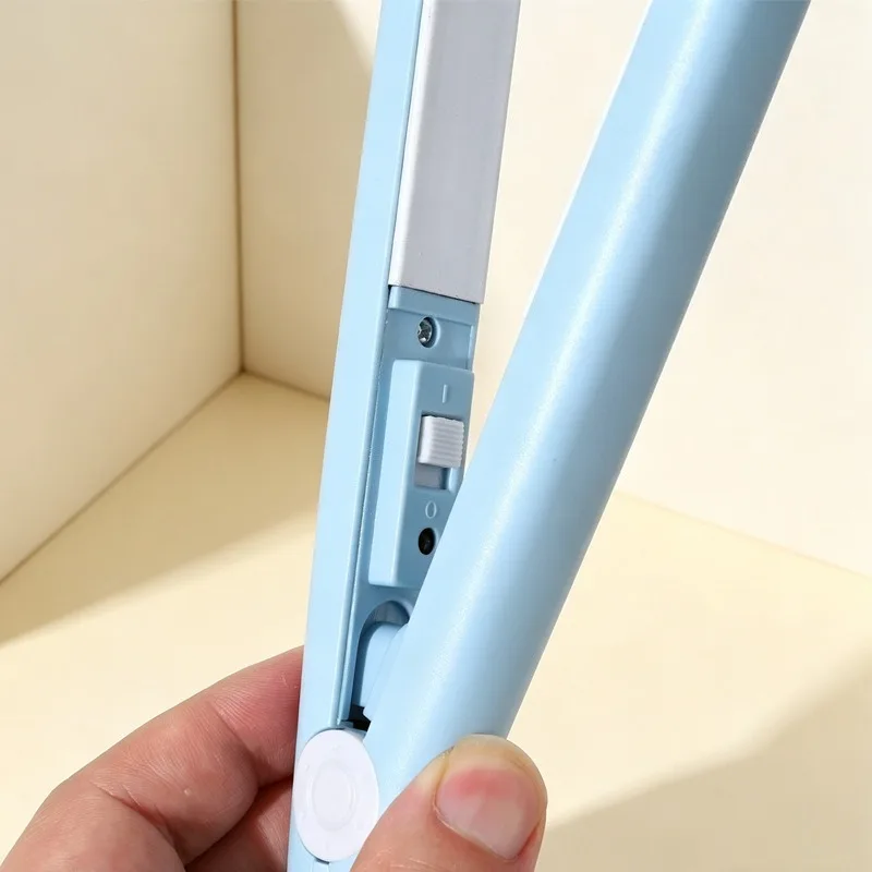 Mini Hair-Straightener Curly and Straight Hair Supplies Thermostatic Electric Ceramic Curling Iron National Standard Double Flat gallery 3