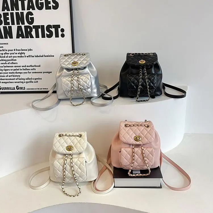 Diamond-patterned PU leather chain mini backpack for women, multi-pocket flip cover magnetic buckle casual small backpack