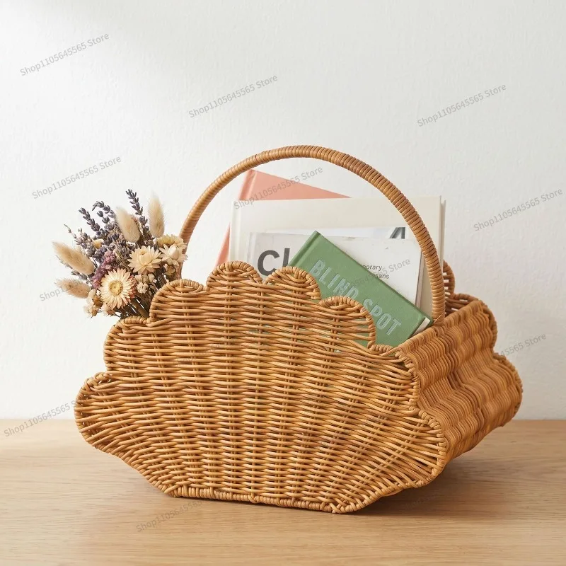 For rattan woven storage basket, vegetable basket, handheld picnic picking basket, fruit toy handheld storage woven basket