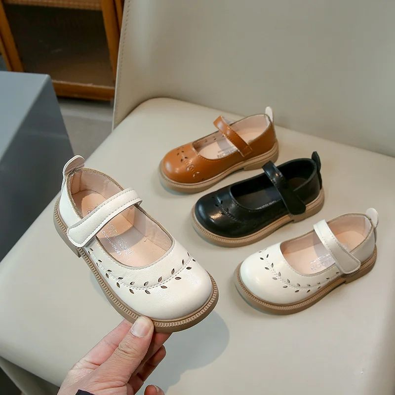2025 Fashion Girls Leather Shoes Hollow-out Simple Children Fashion Princess Shoes Versatile Non-slip Kids Catwalk Causal Shoes